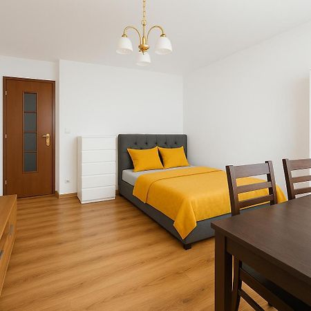 Stilo Dom Legnicka Apartment Wroclaw Ngoại thất bức ảnh